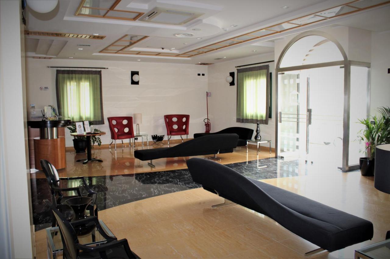 Cerri Hotel Трапани Экстерьер фото